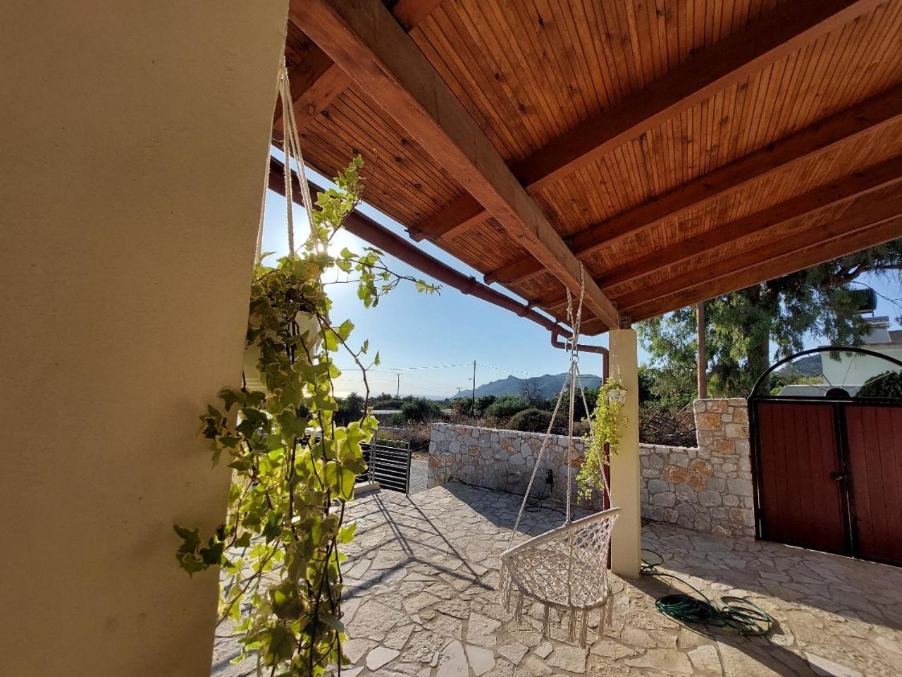 Villa Near Seitan Beach Khordhákion 外观 照片